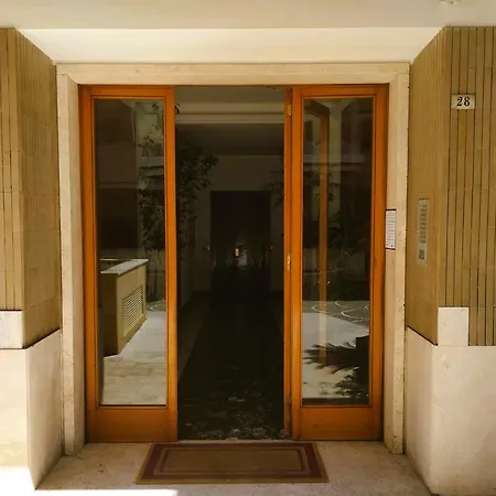 Casa Con Giardino - Metro A Cornelia Vaticano A Sole 4 Fermate * Rome